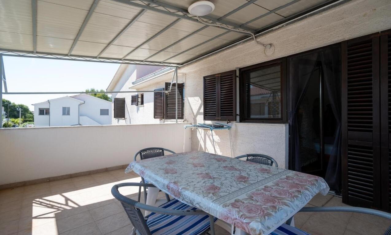 Apartmani Nik Bibinje Luaran gambar